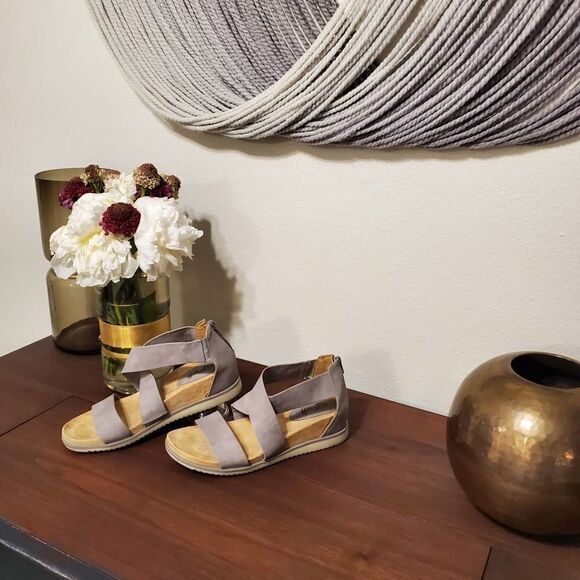 Euro-Soft Sport Sandals Sz 7 - Picture 2 of 5